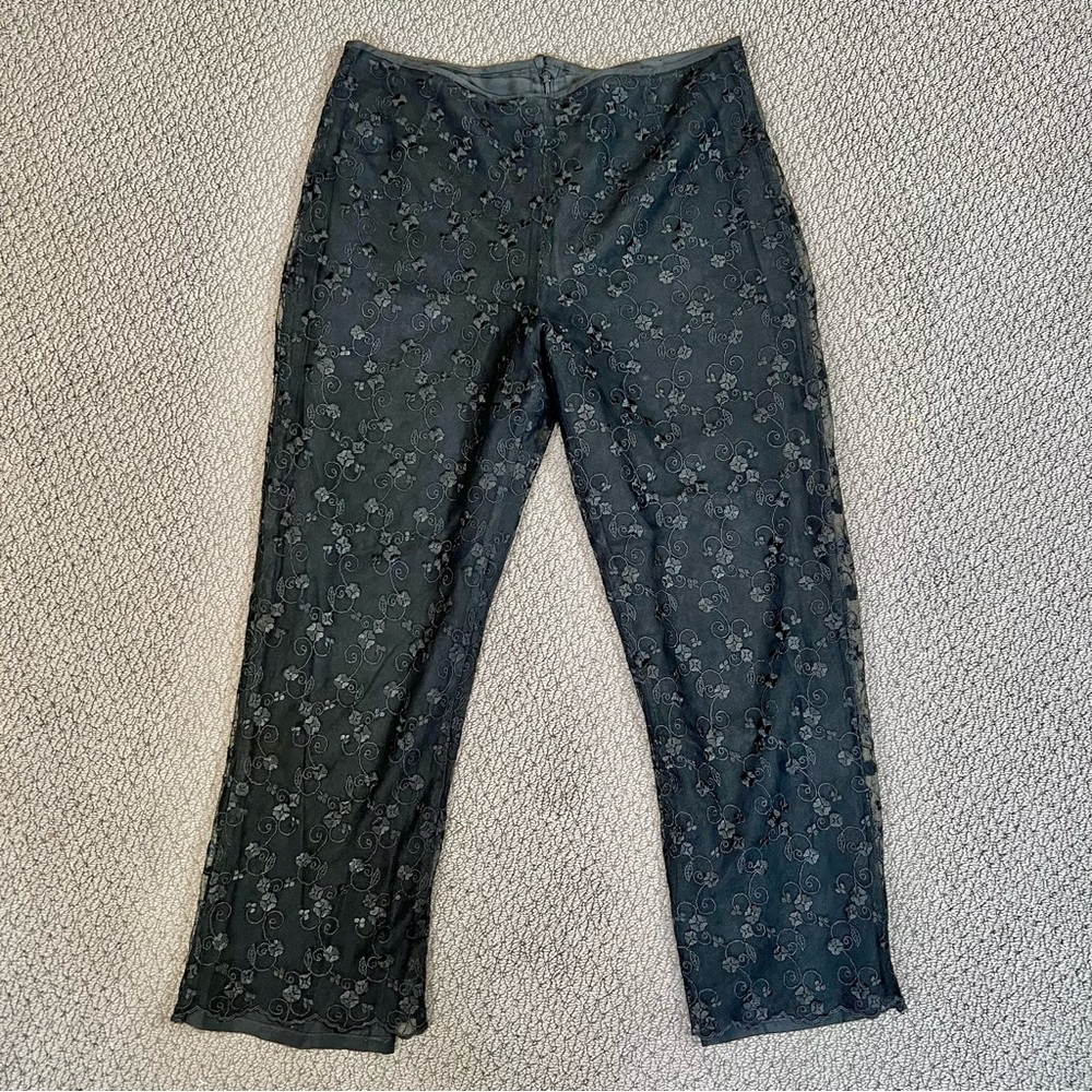 Vintage Pedal Pusher Lace Cropped Pants